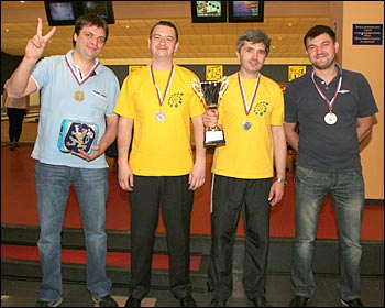 Победитель 5-го этапа командного чемпионата по боулингу "Ситилан 2010" - команда "Сенсорные системы"
